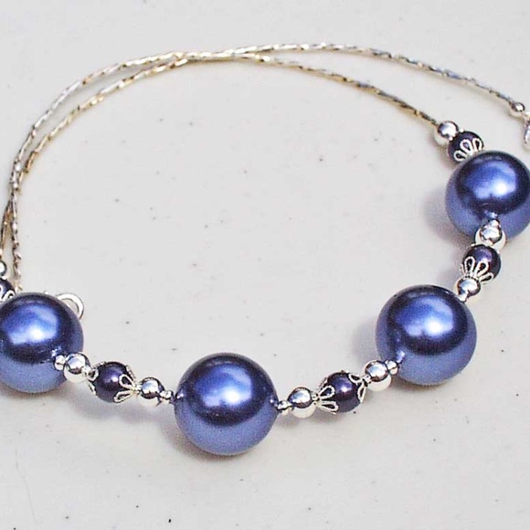 LARGE NAVY GLASS PEARLS WITH LIQUID SILVER TONE NECKLACE, 18 INCHES LONG, WITH - Picture 2 of 2